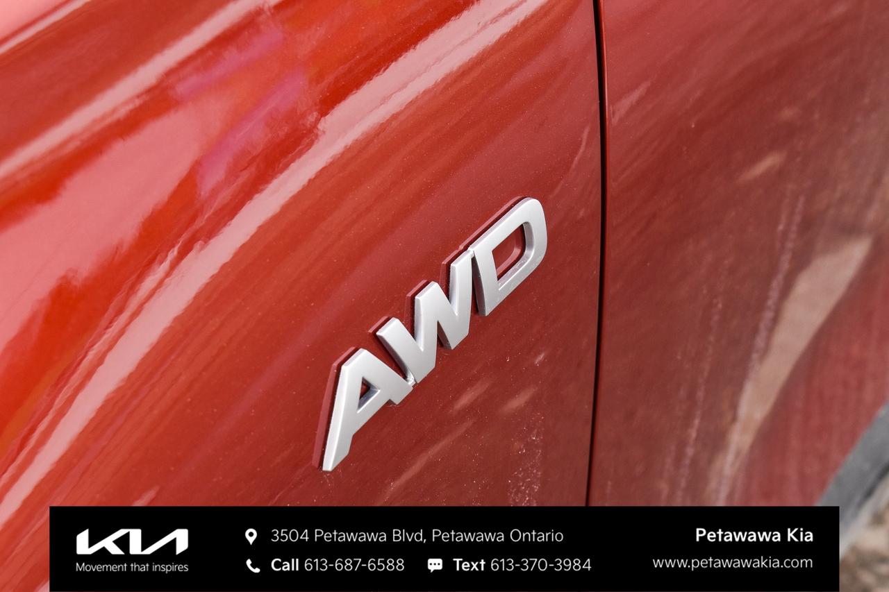 2023 Kia Seltos SX Turbo w/Black Interior 4dr All-Wheel Drive Photo