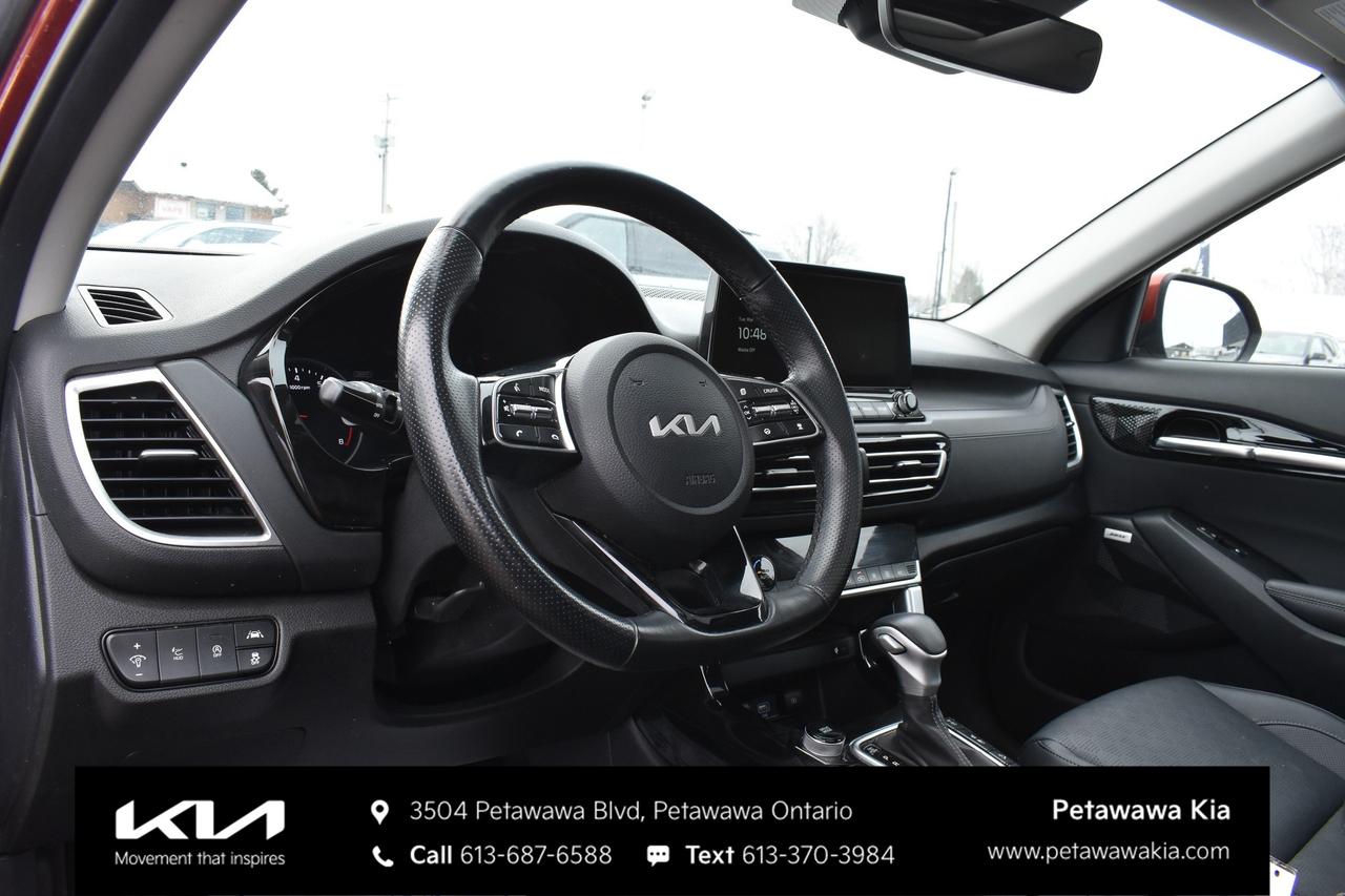 2023 Kia Seltos SX Turbo w/Black Interior 4dr All-Wheel Drive Photo
