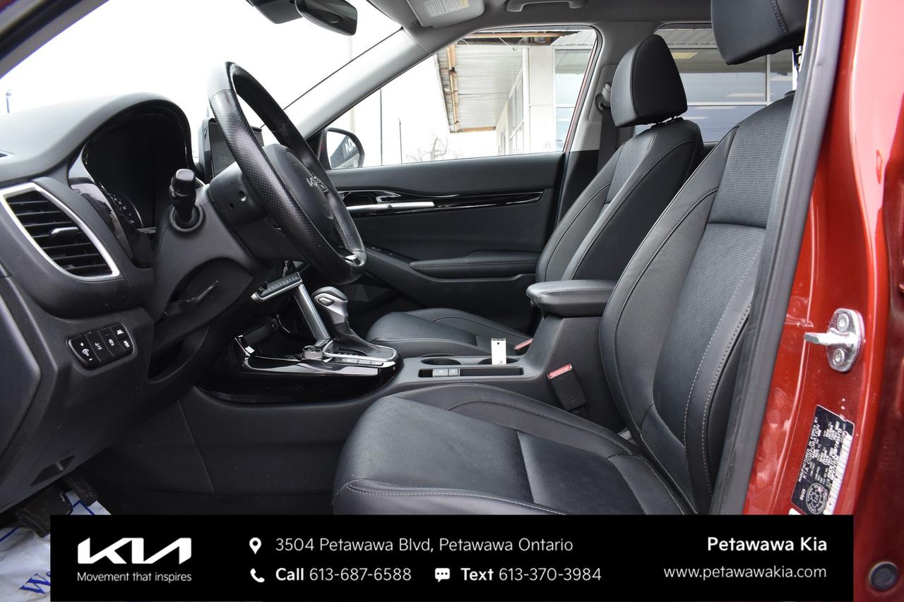 2023 Kia Seltos SX Turbo w/Black Interior 4dr All-Wheel Drive Photo