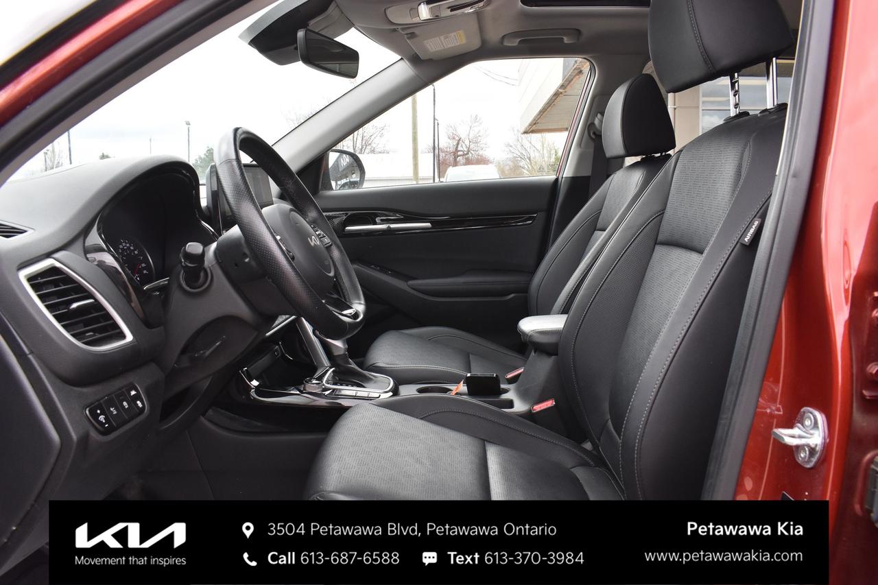 2023 Kia Seltos SX Turbo w/Black Interior 4dr All-Wheel Drive Photo
