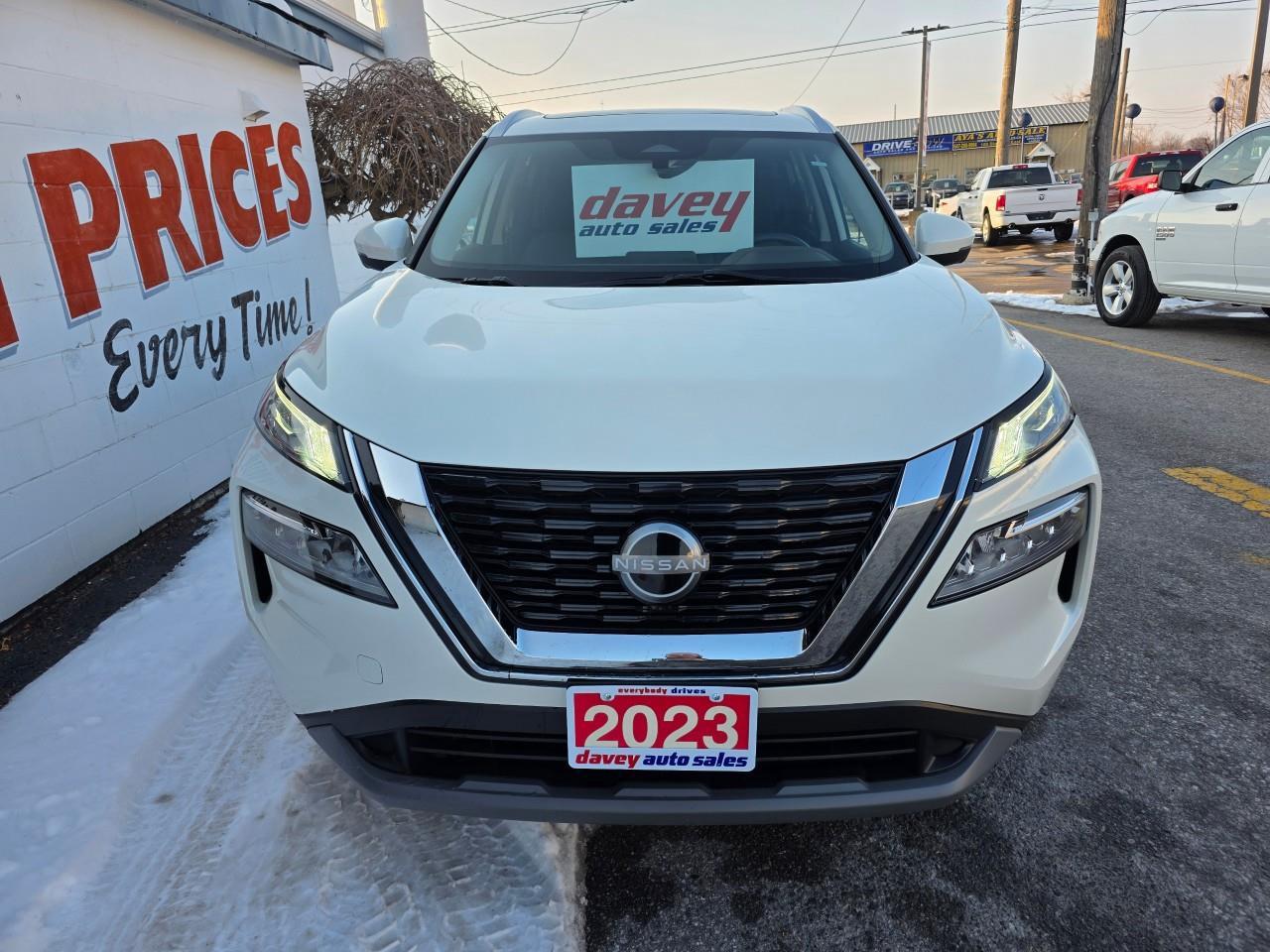 2023 Nissan Rogue SV Moonroof 4dr All-Wheel Drive Sport Utility Photo