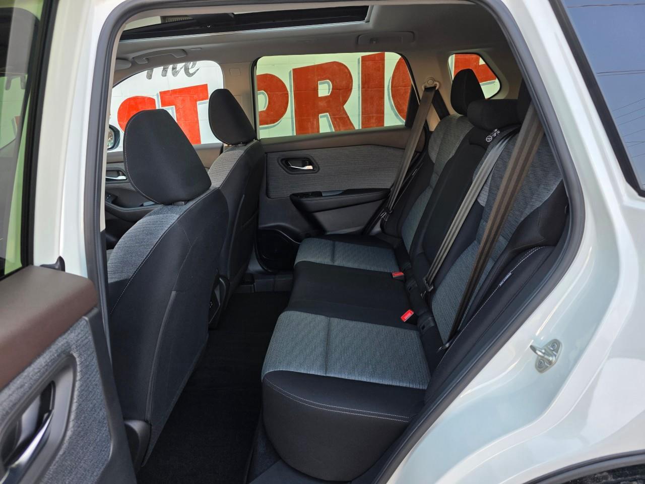 2023 Nissan Rogue SV Moonroof 4dr All-Wheel Drive Sport Utility Photo