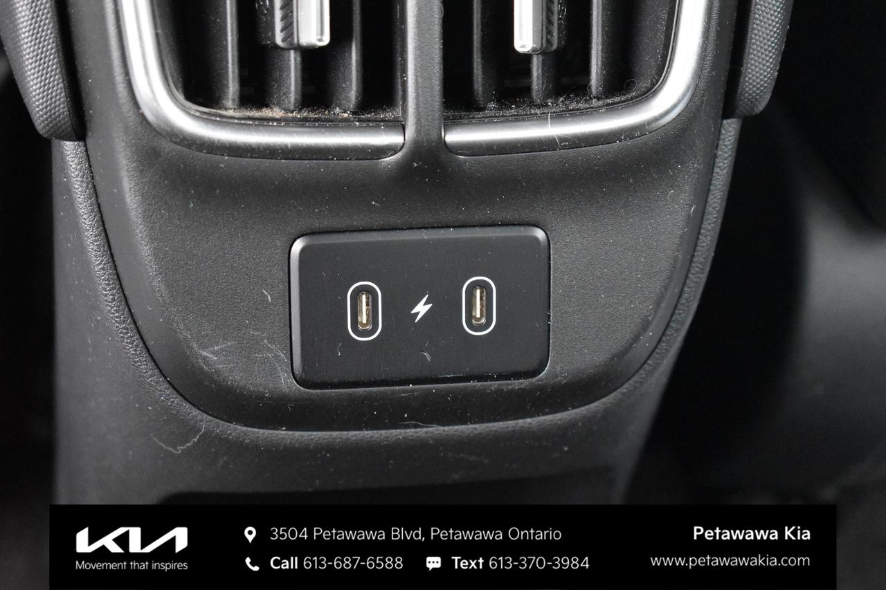 2025 Hyundai IONIQ 6 Preferred Long Range Rear-Wheel Drive Photo