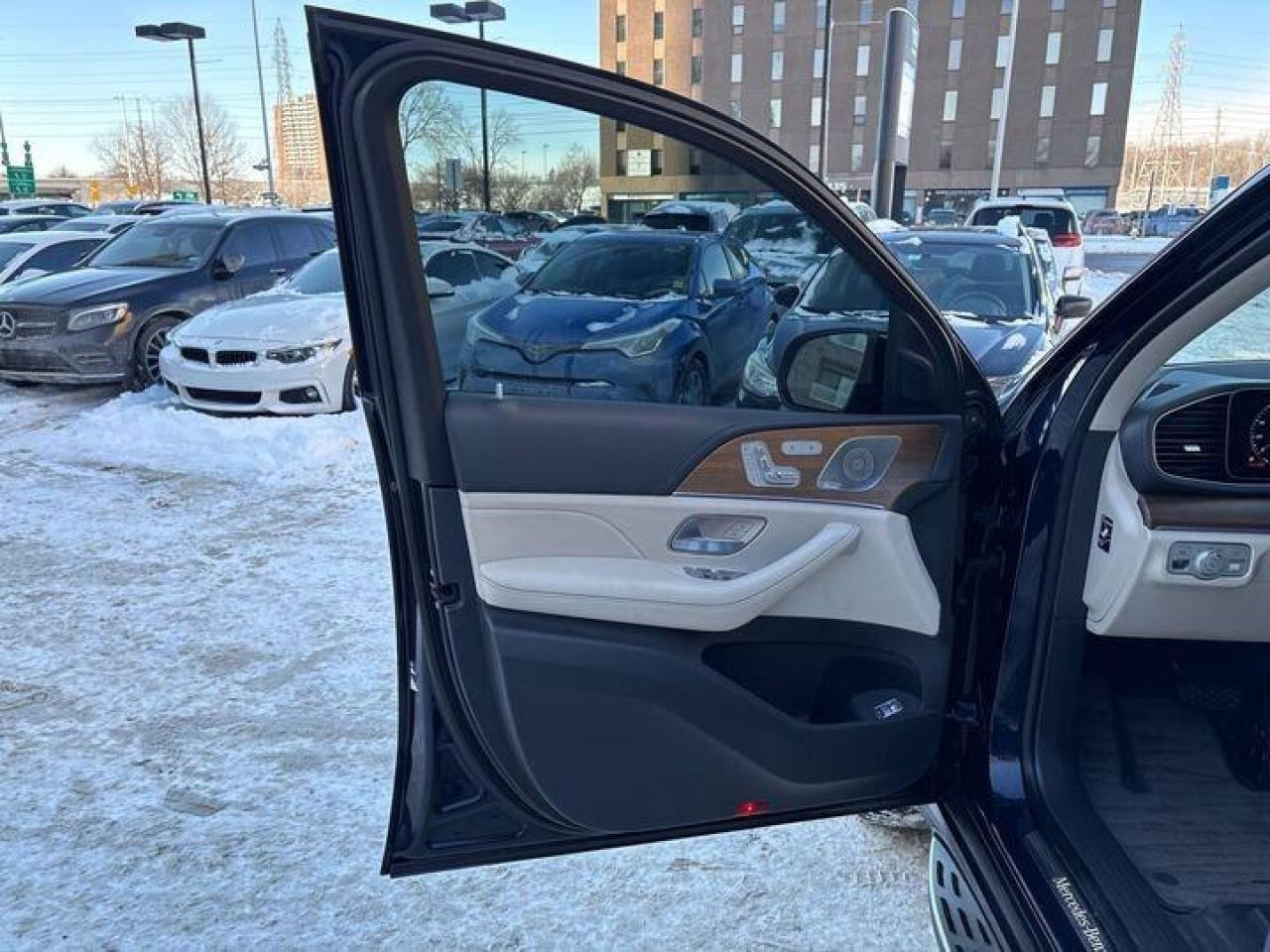 2020 Mercedes-Benz GLE 350 Base GLE 350 4dr 4MATIC Sport Utility Photo