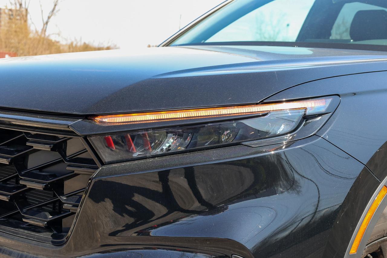 2024 Honda CR-V Hybrid EX-L 4dr All-Wheel Drive Photo