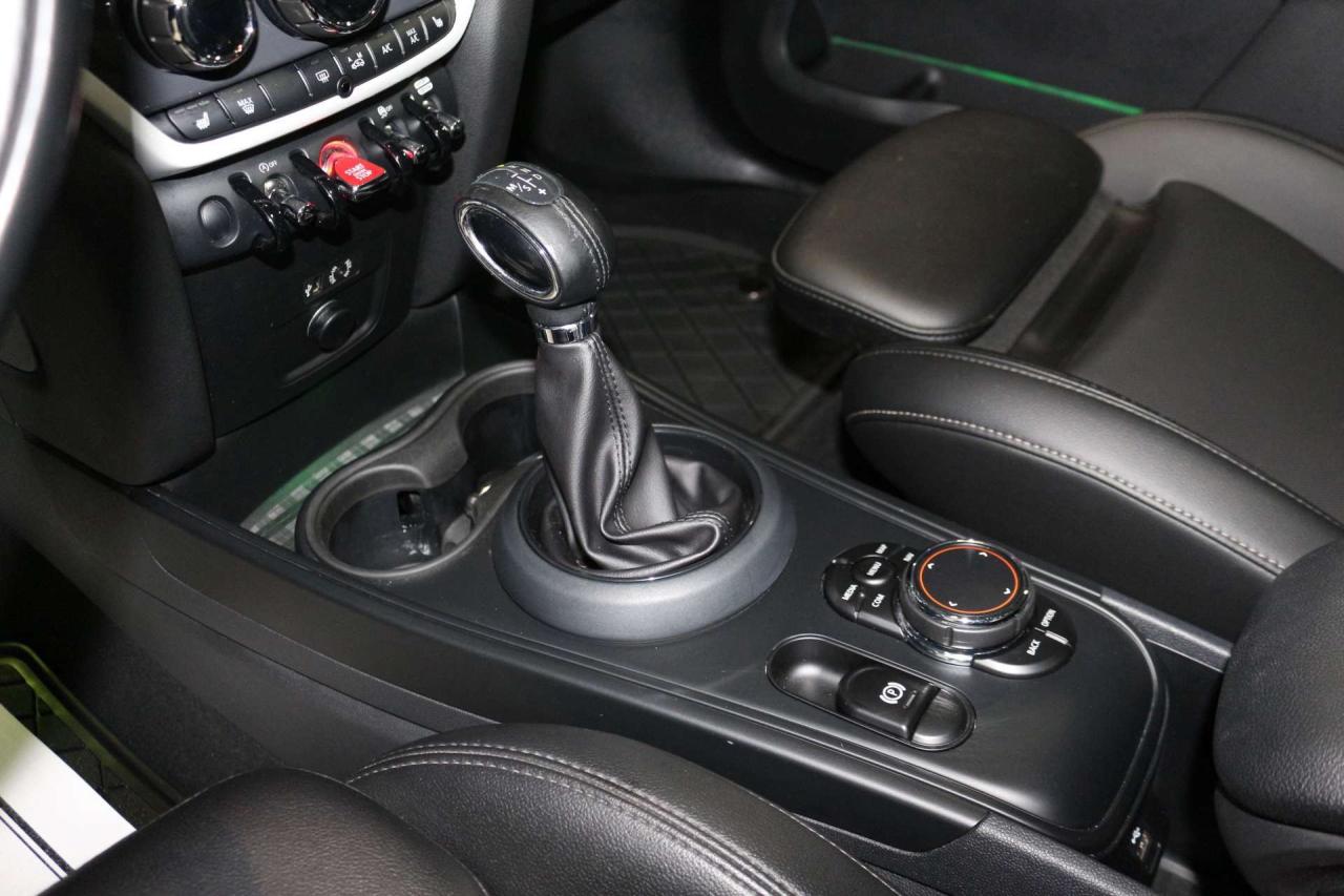 2018 MINI Countryman Cooper S AWD NAVIGATION REAR VIEW CAMERA Photo