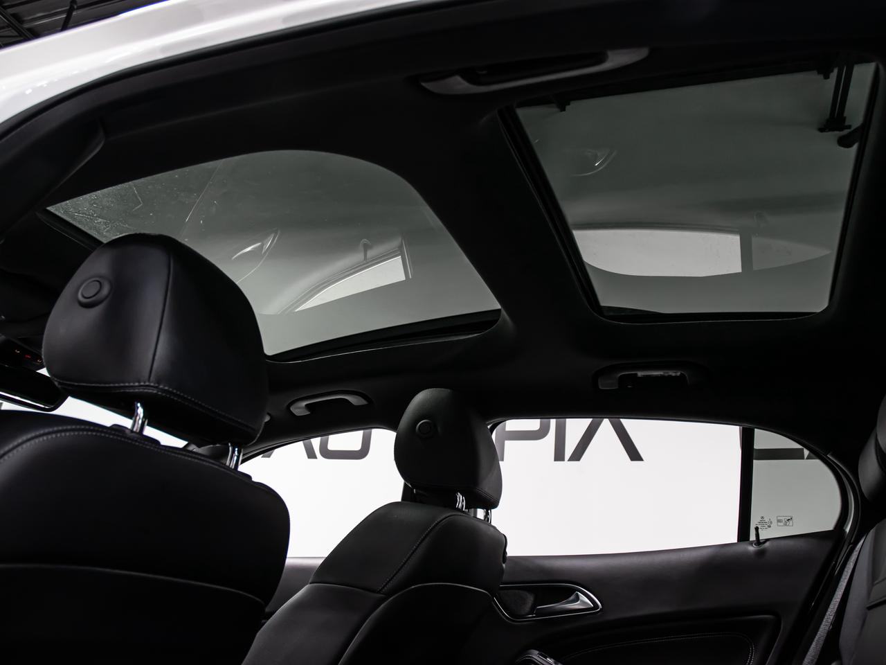 2020 Mercedes-Benz GLA LOW KM BLIND SPOTS REAR VIEW CAMERA PANORAMIC Photo