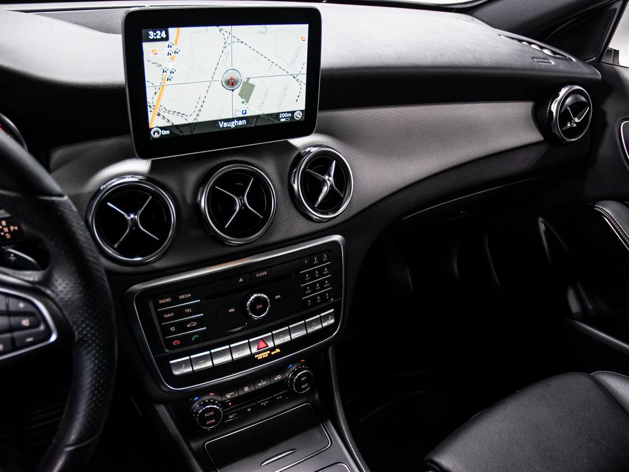 2020 Mercedes-Benz GLA LOW KM BLIND SPOTS REAR VIEW CAMERA PANORAMIC Photo