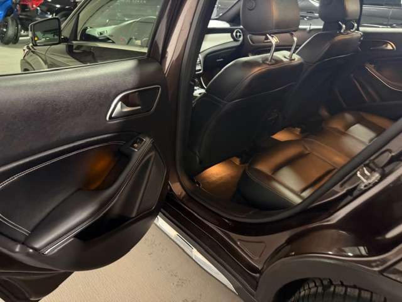 2018 Mercedes-Benz GLA AMG AWD NEW BRAKES AND TIRES CERTIFIED Photo