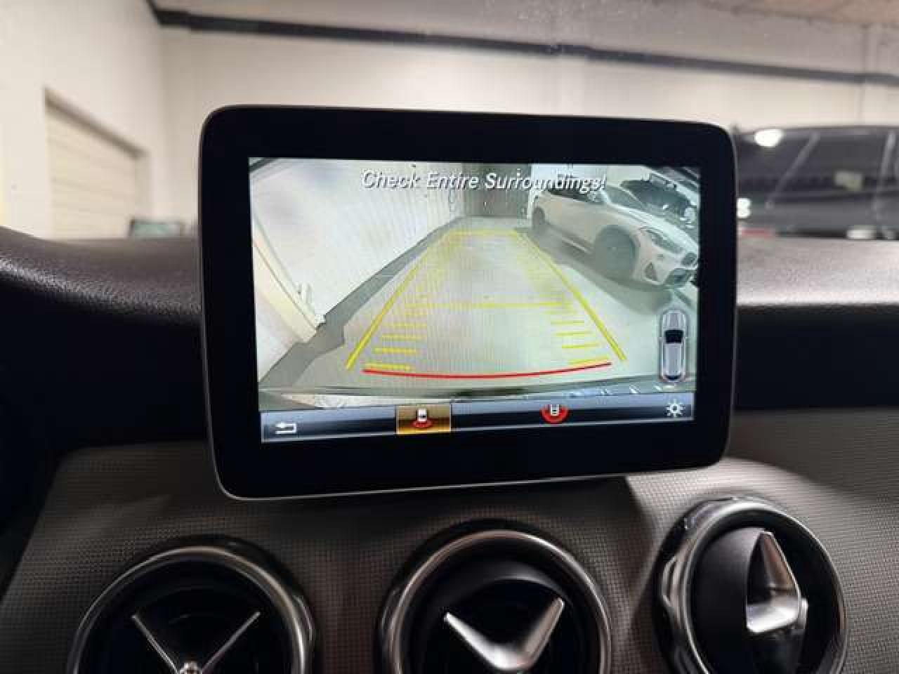 2018 Mercedes-Benz GLA AMG AWD NEW BRAKES AND TIRES CERTIFIED Photo