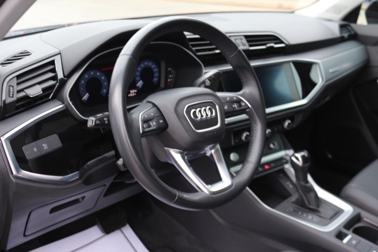 2020 Audi Q3 PROGRESSIV BLIND SPOTS REAR VIEW CAMERA Photo