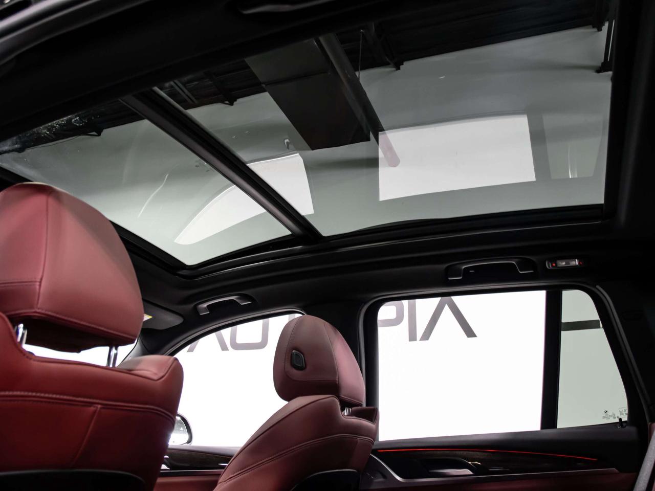 2024 BMW X3 xDrive BLIND SPOTS RED INT NAVI REAR VIEW CAMERA Photo