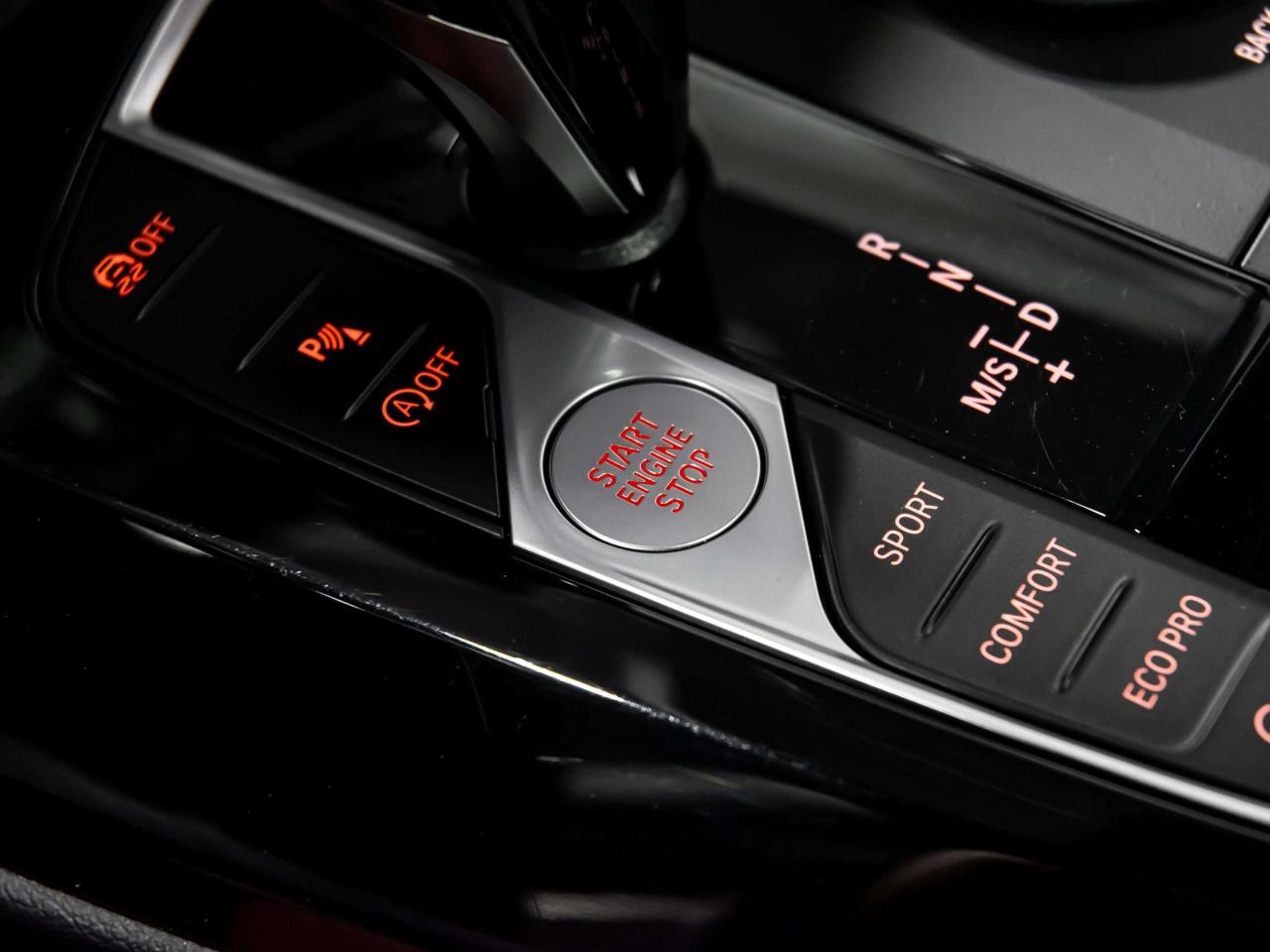 2024 BMW X3 xDrive BLIND SPOTS RED INT NAVI REAR VIEW CAMERA Photo