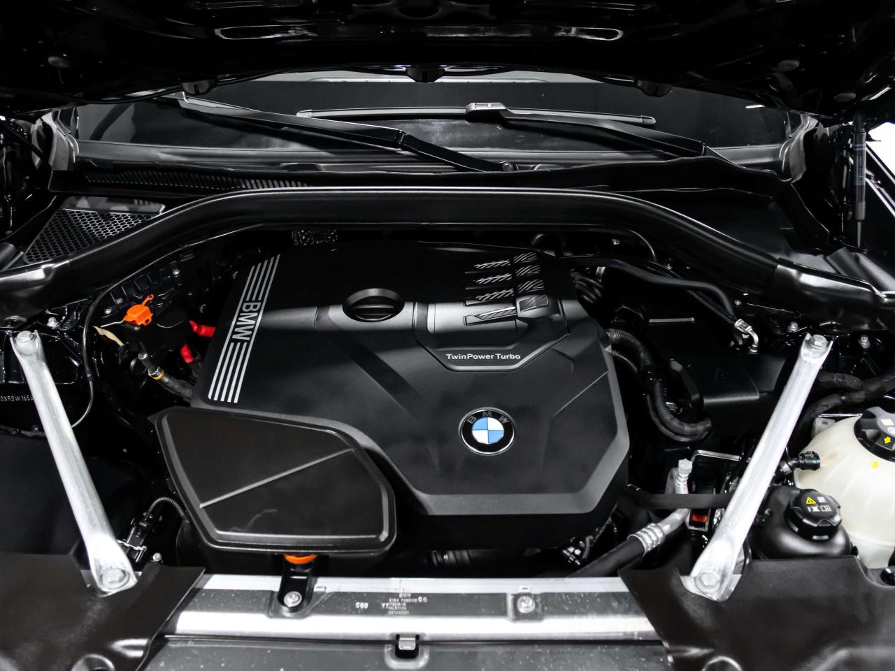 2024 BMW X3 xDrive BLIND SPOTS RED INT NAVI REAR VIEW CAMERA Photo