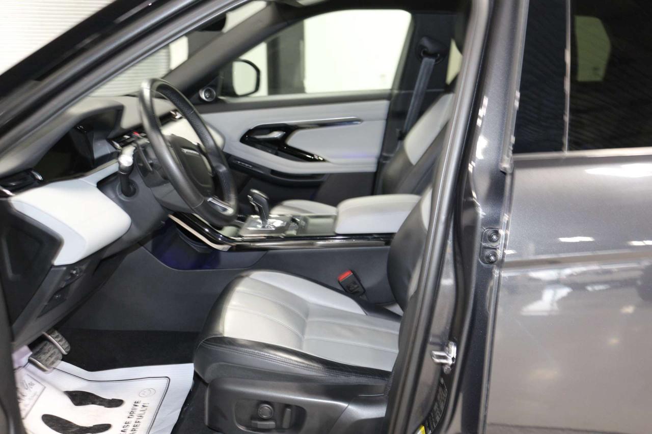 2020 Land Rover Range Rover Evoque R-DYNAMIC SE Photo