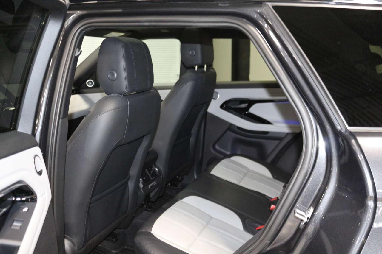 2020 Land Rover Range Rover Evoque R-DYNAMIC SE Photo