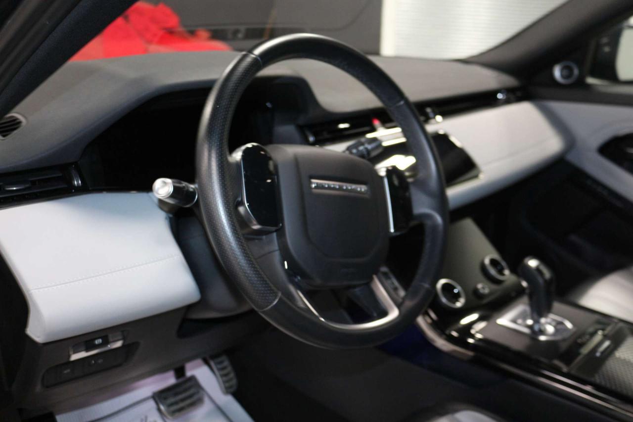 2020 Land Rover Range Rover Evoque R-DYNAMIC SE Photo