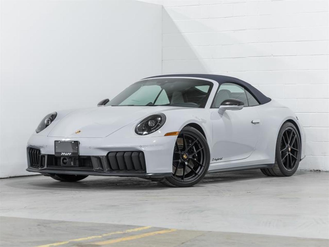 2025 Porsche 911  Photo