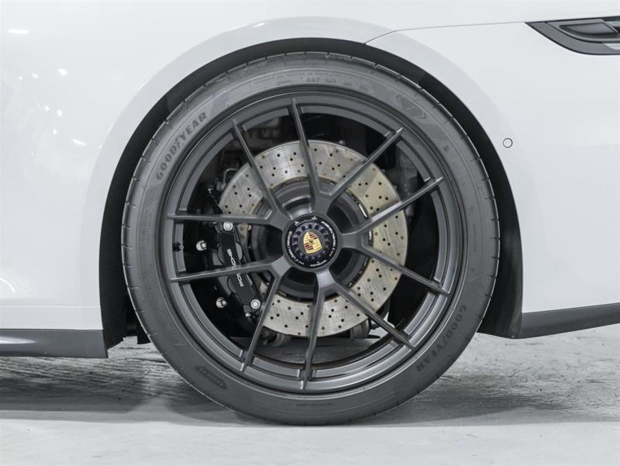 2025 Porsche 911  Photo