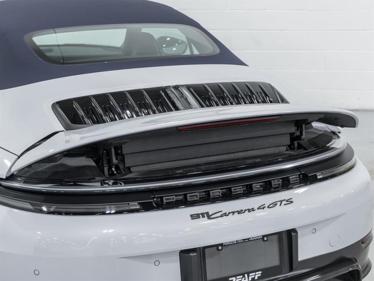 2025 Porsche 911  Photo