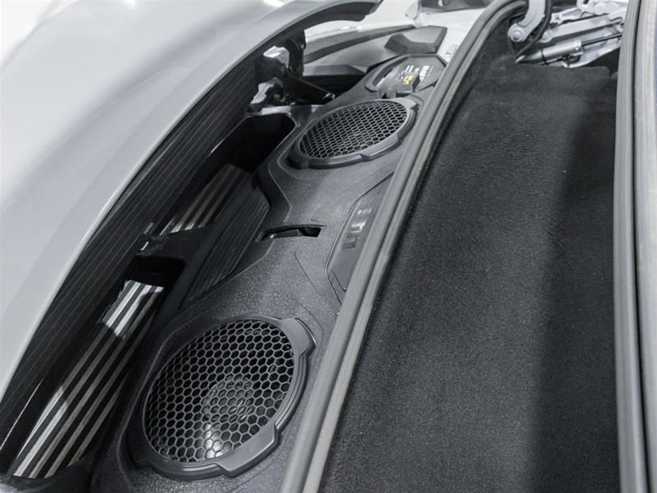 2025 Porsche 911  Photo