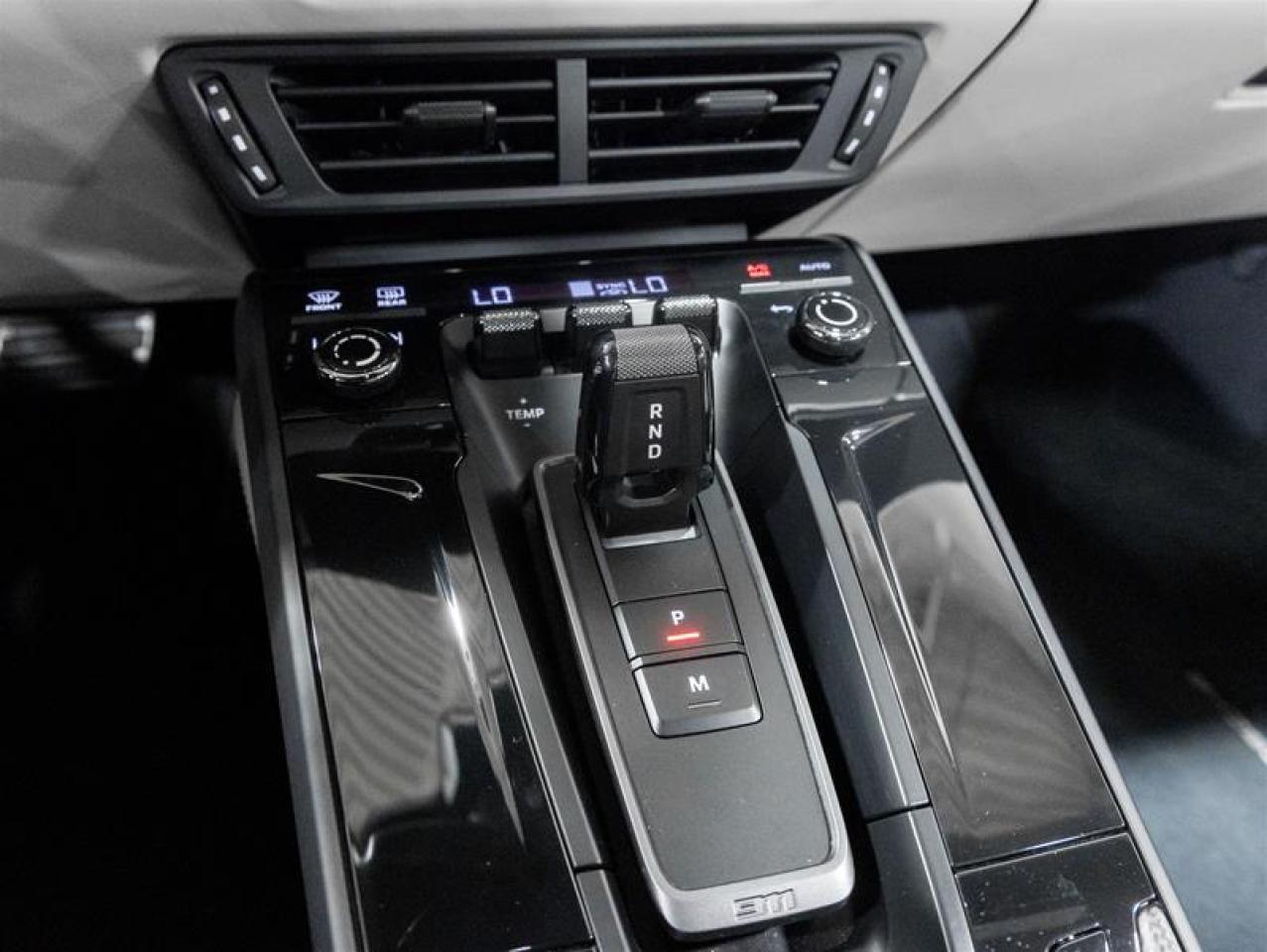 2025 Porsche 911  Photo