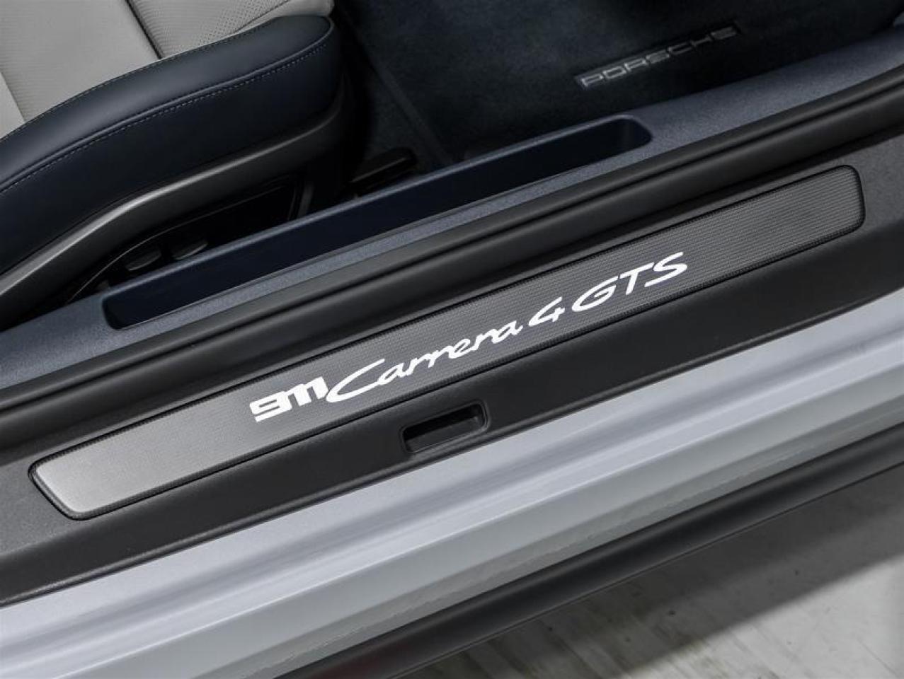 2025 Porsche 911  Photo