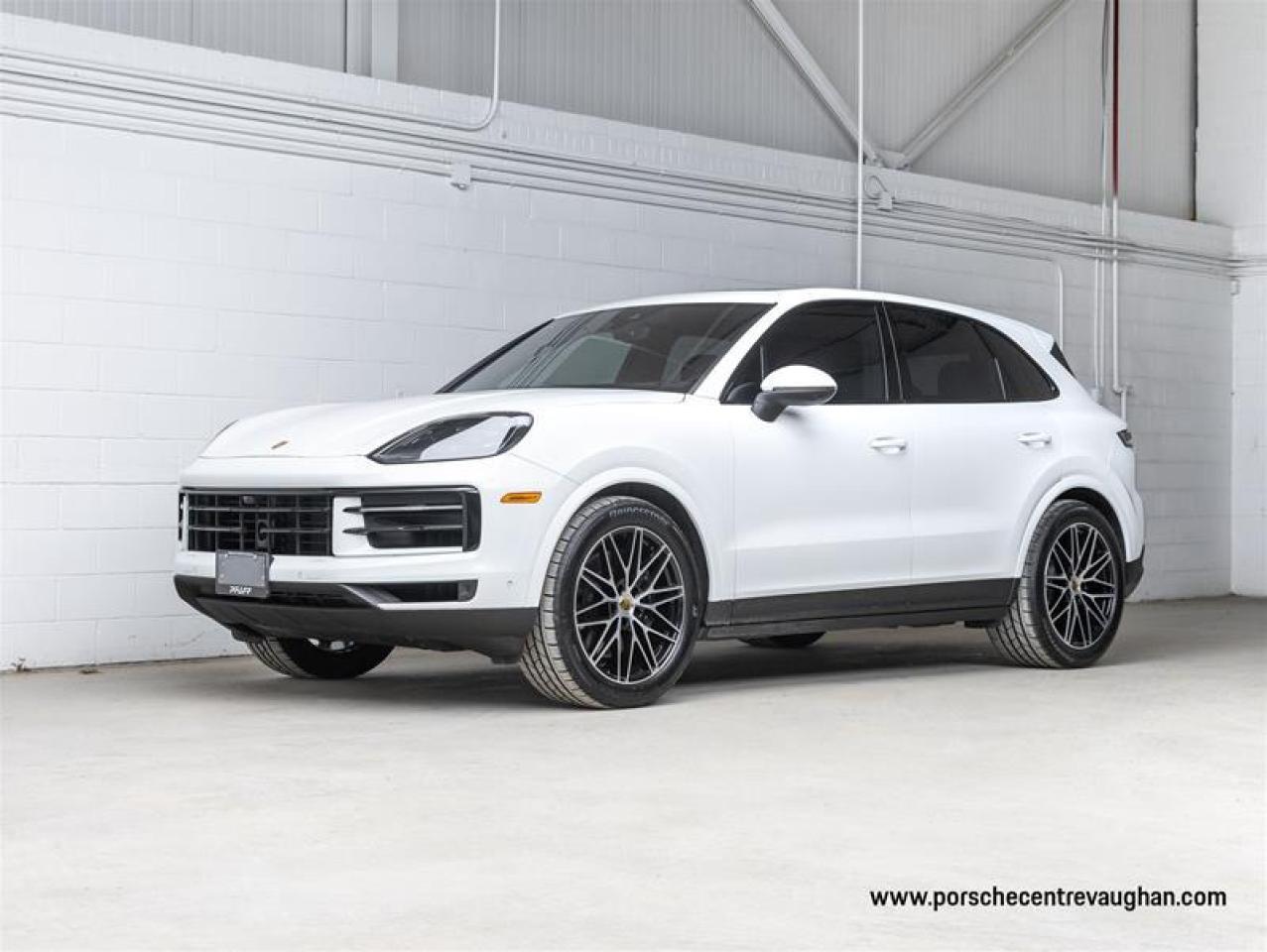 2024 Porsche Cayenne  Photo0