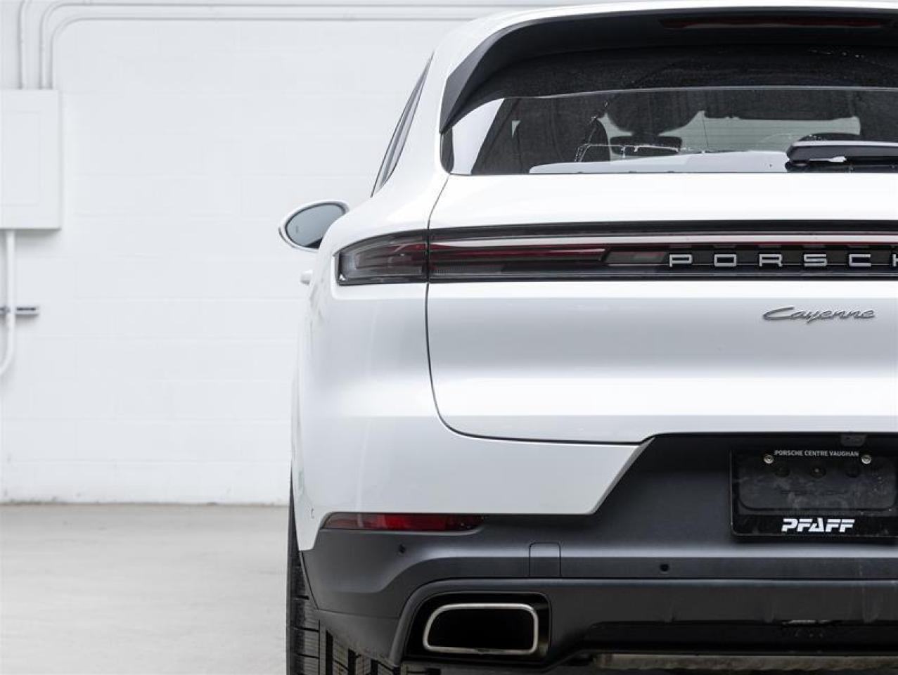 2024 Porsche Cayenne  Photo