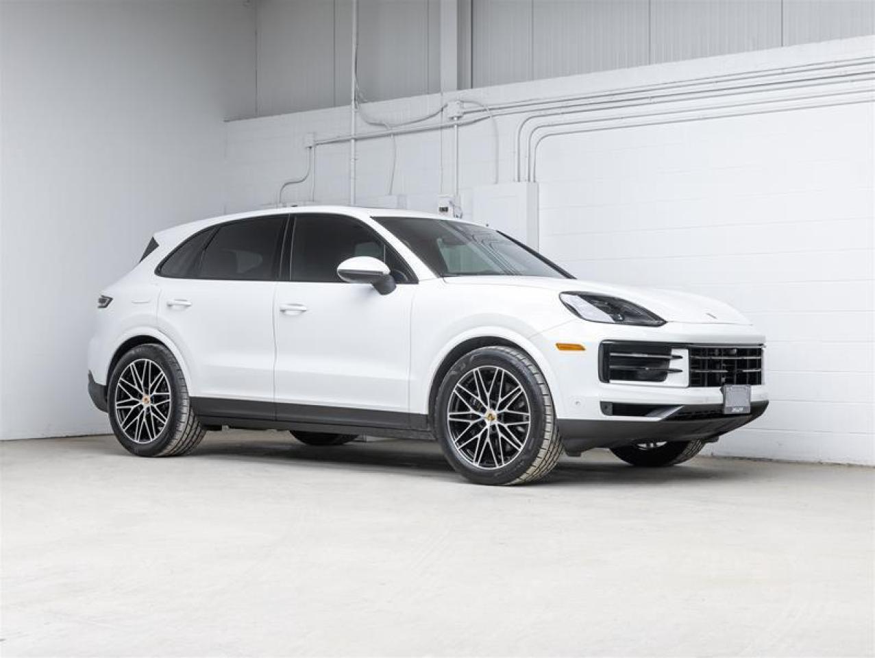 2024 Porsche Cayenne  Photo