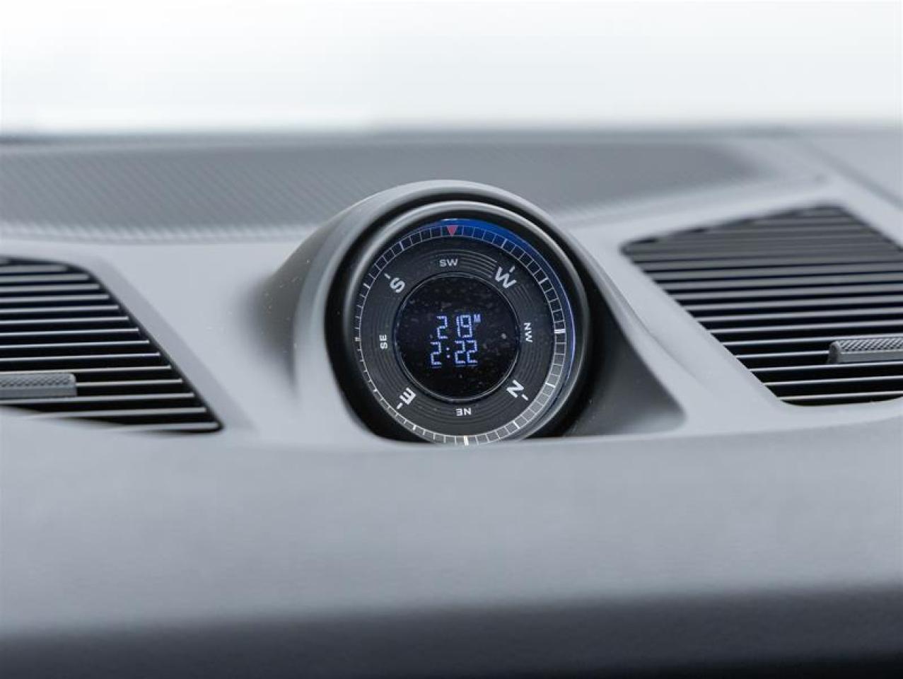 2024 Porsche Cayenne  Photo