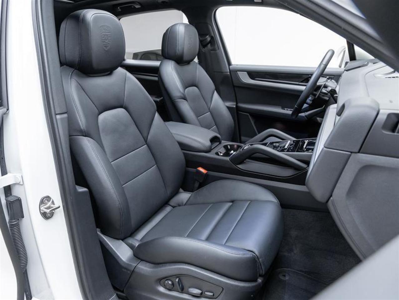 2024 Porsche Cayenne  Photo