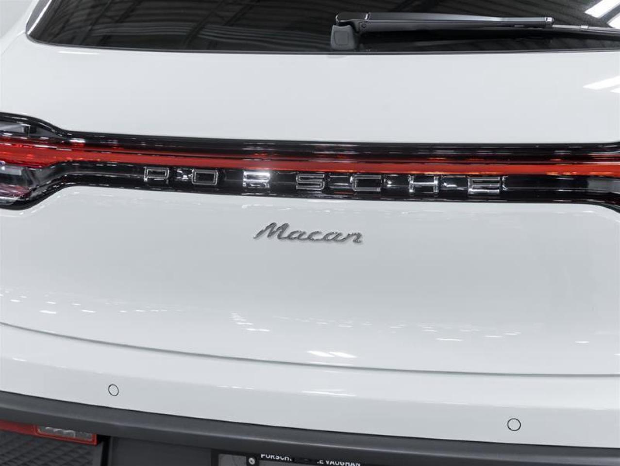 2026 Porsche Macan  Photo