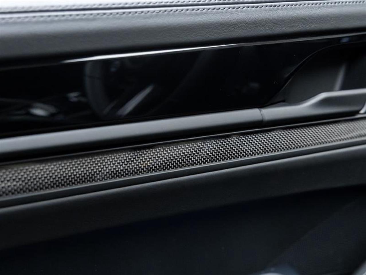 2025 Porsche Cayenne  Photo