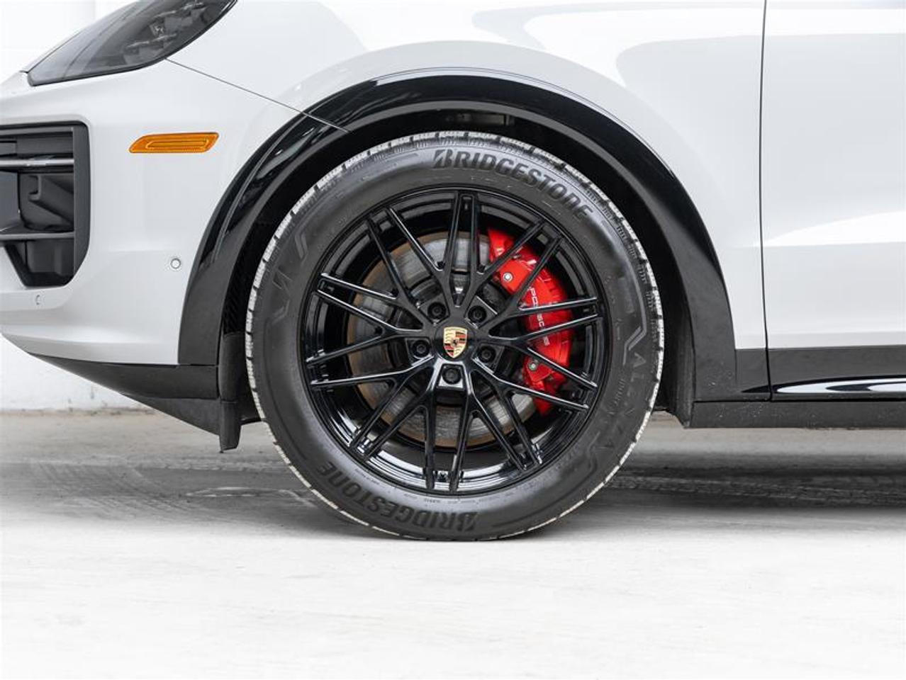 2025 Porsche Cayenne  Photo
