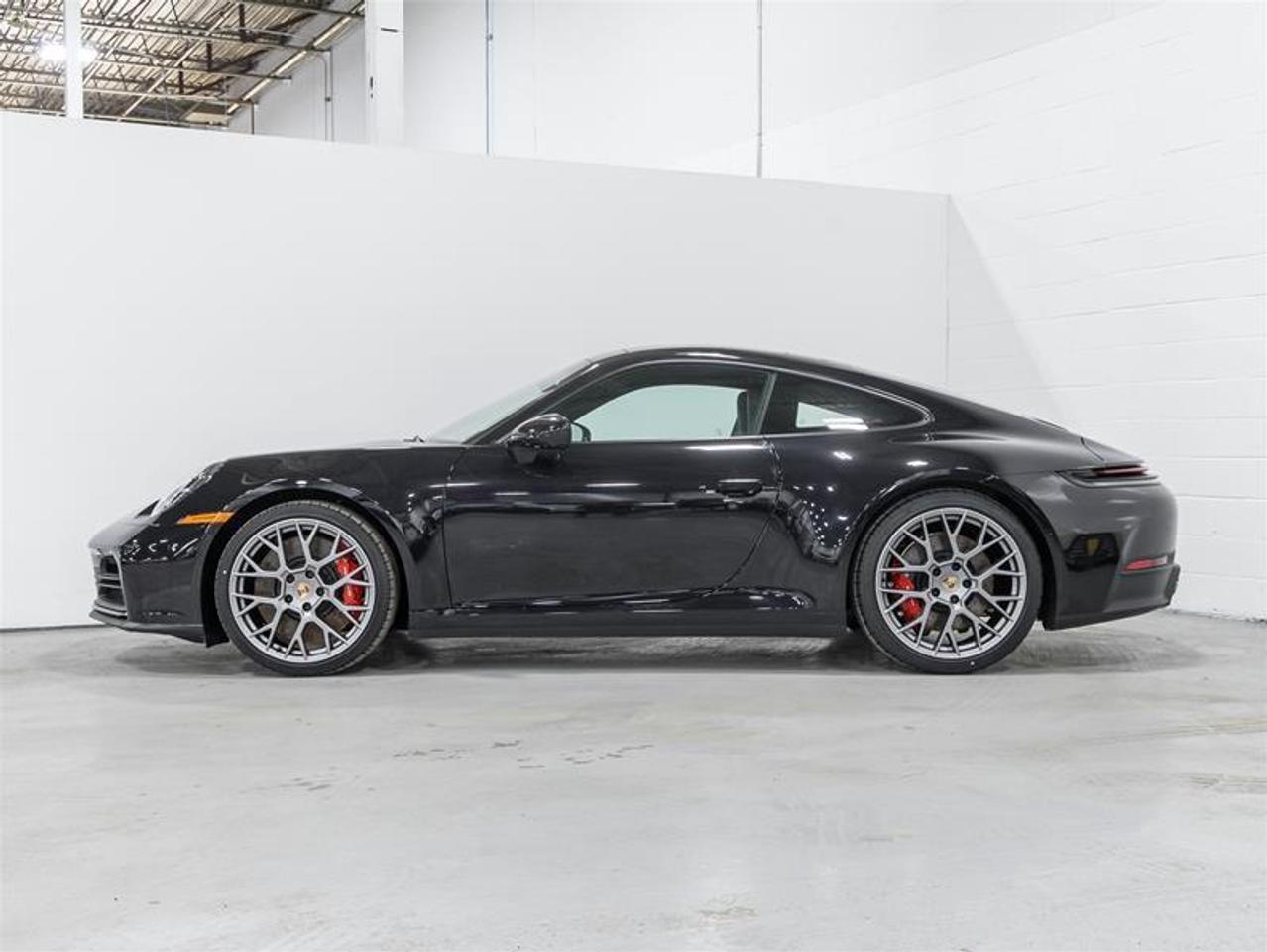 2026 Porsche 911  Photo3