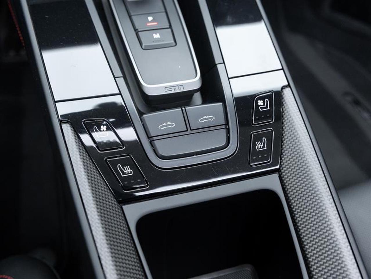 2024 Porsche 911  Photo