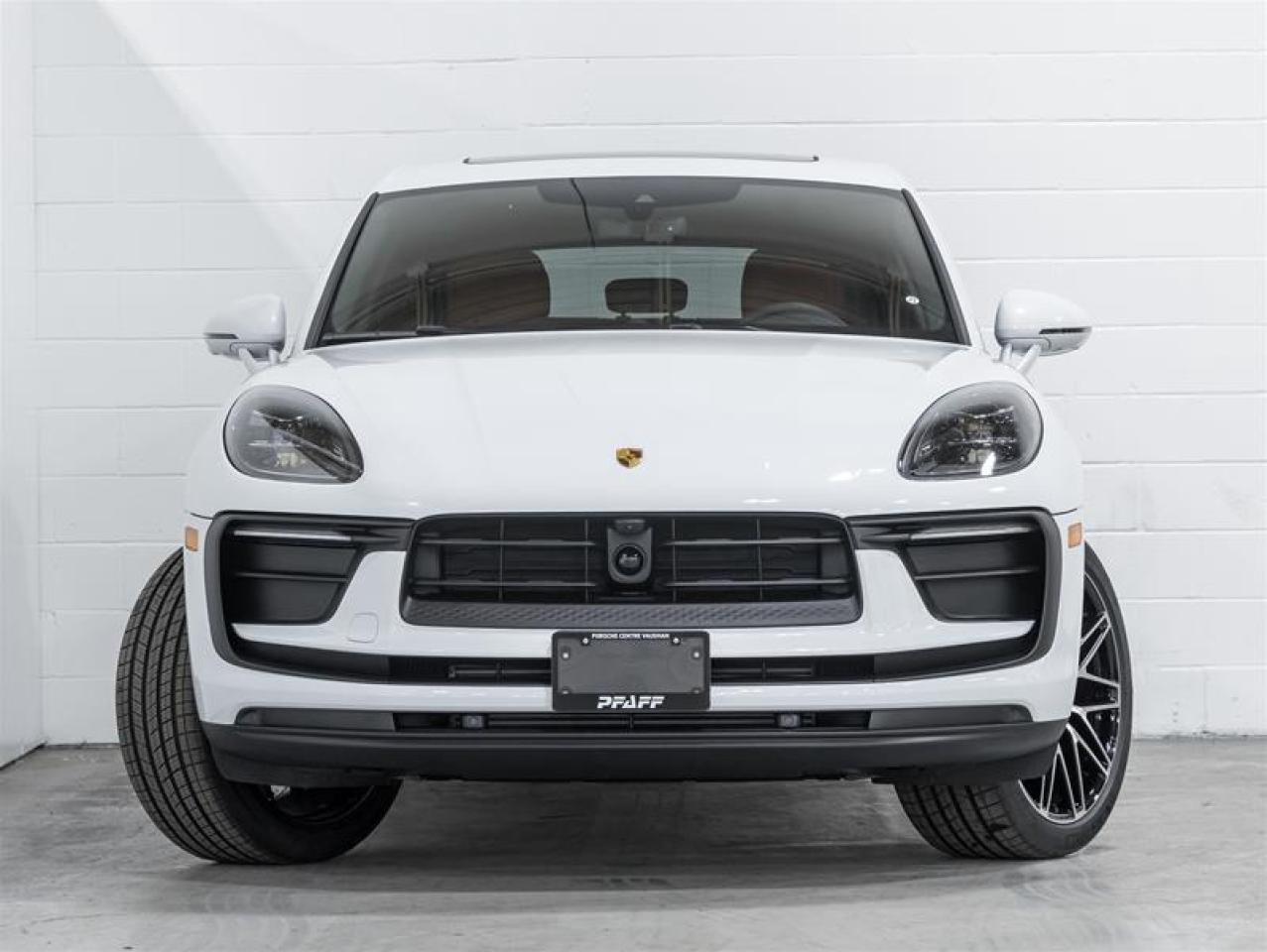 2026 Porsche Macan  Photo