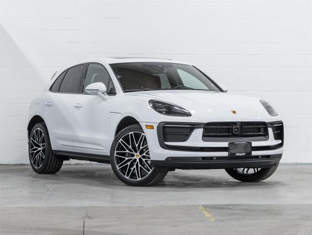 2026 Porsche Macan  Photo