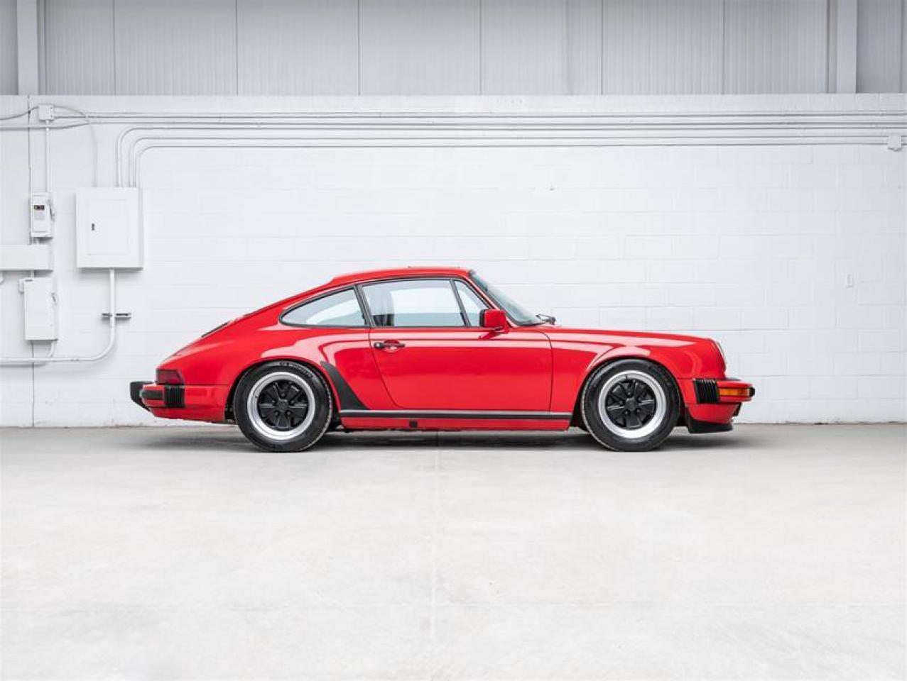 1987 Porsche 911  Photo