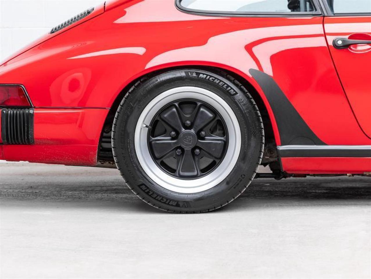 1987 Porsche 911  Photo