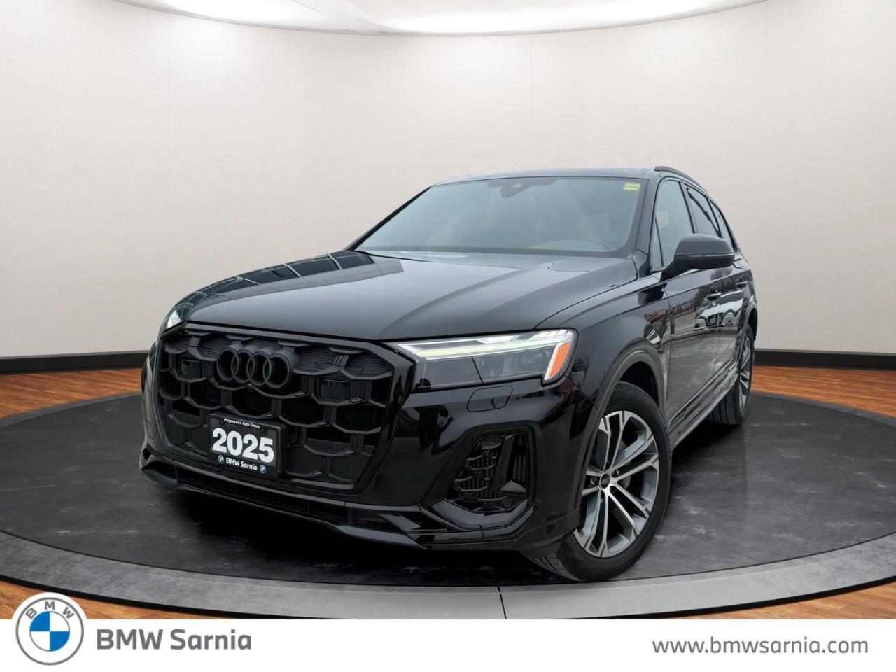 2025 Audi Q7 55 Photo0