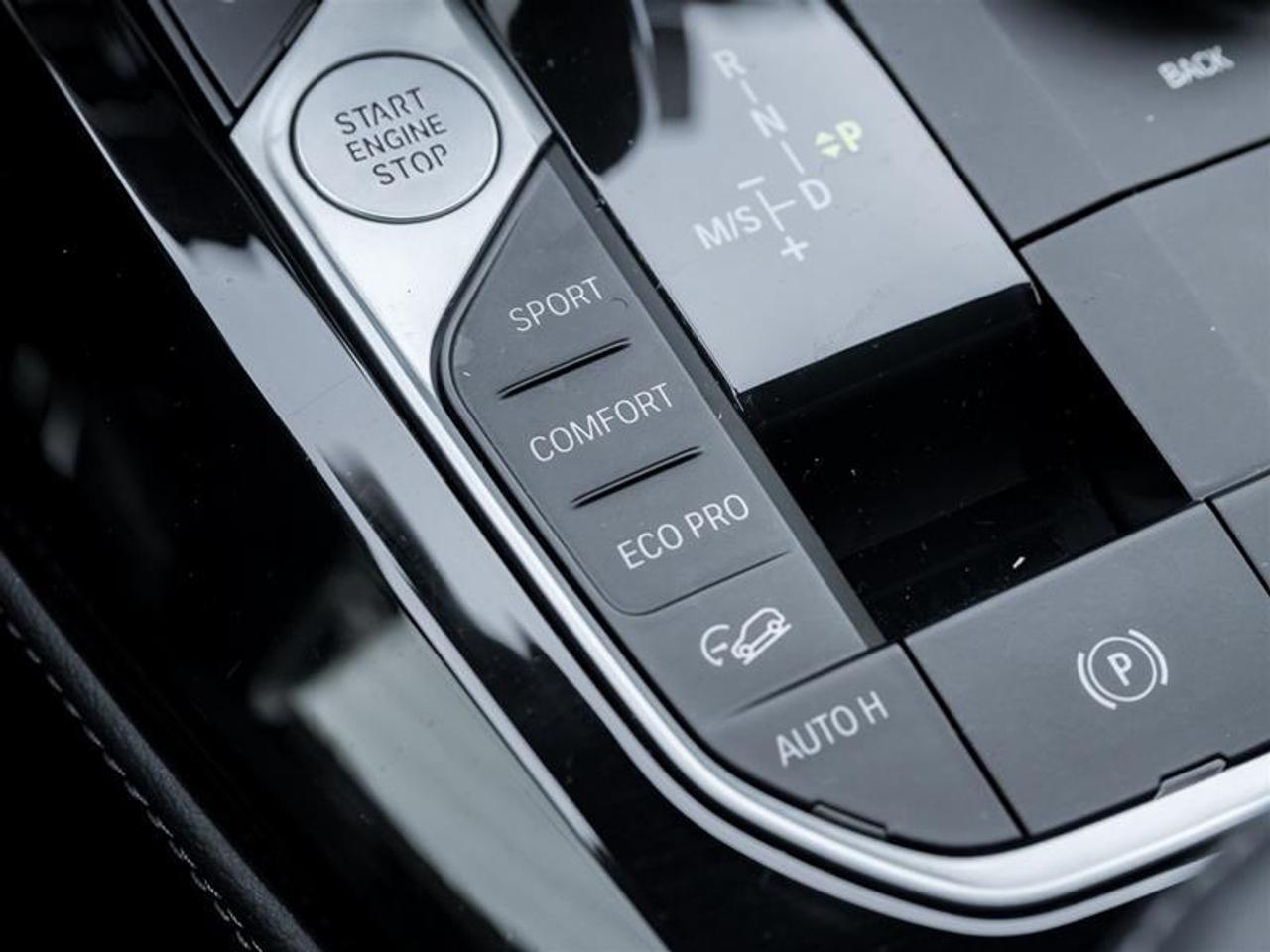 2022 BMW X4 xDrive30i 4dr All-Wheel Drive Sports Activity Coupe Photo