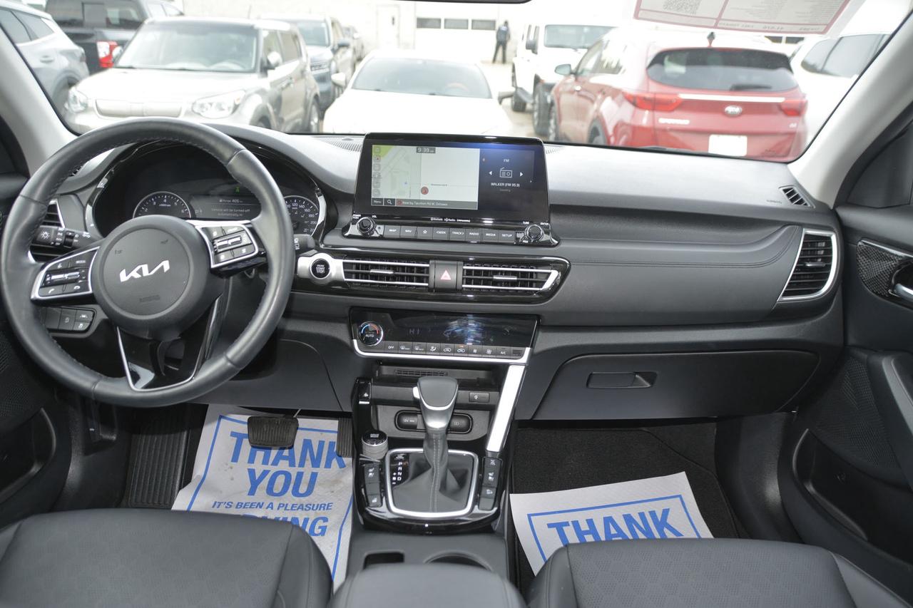 2023 Kia Seltos EX PREMIUM AWD Photo4