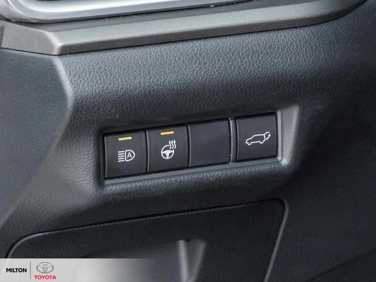 2024 Toyota Grand Highlander LEATHER HEATED STEERING 8 PASSENGER ONE OWNER TCUV Photo