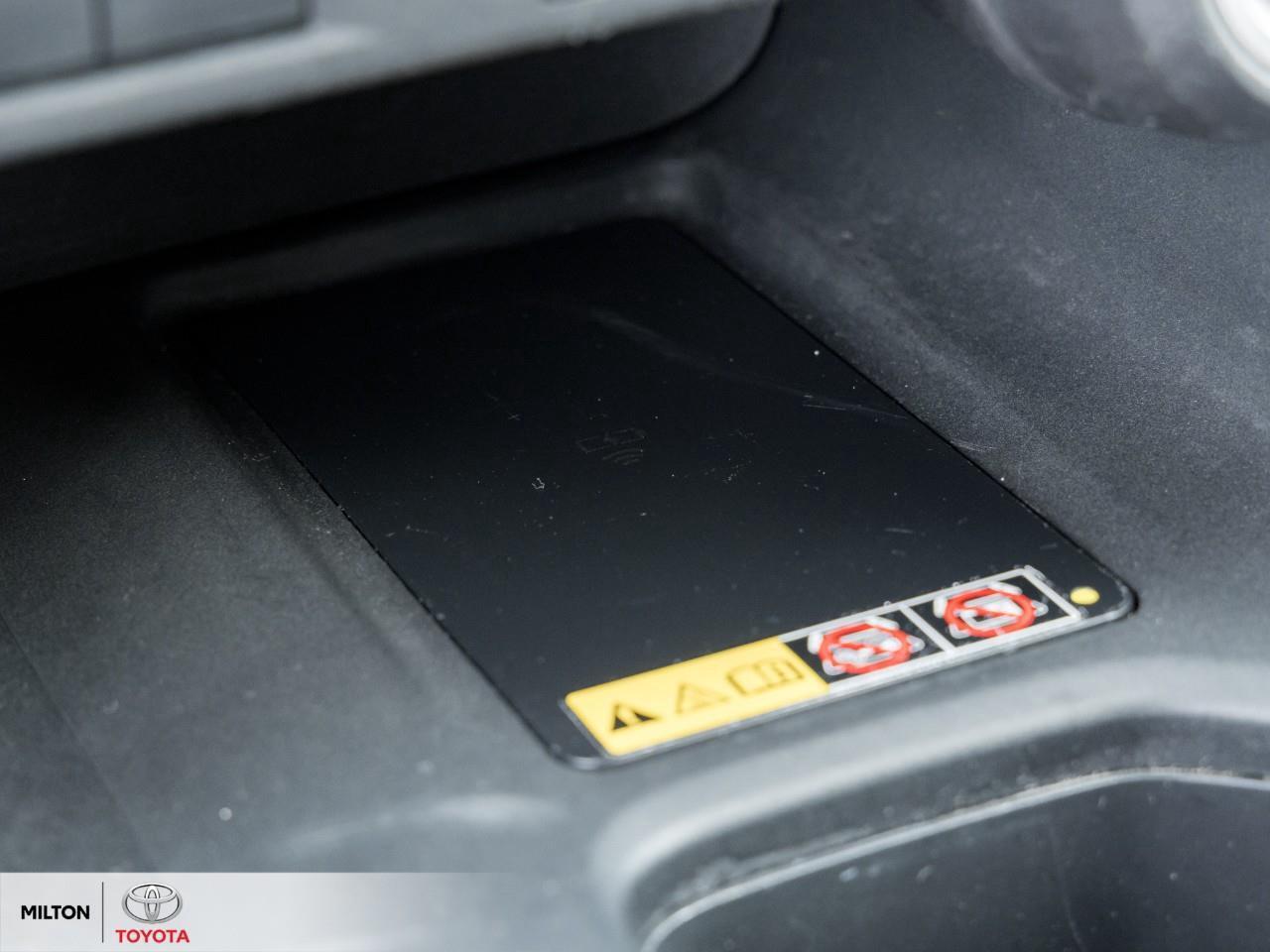 2024 Toyota Grand Highlander LEATHER HEATED STEERING 8 PASSENGER ONE OWNER TCUV Photo