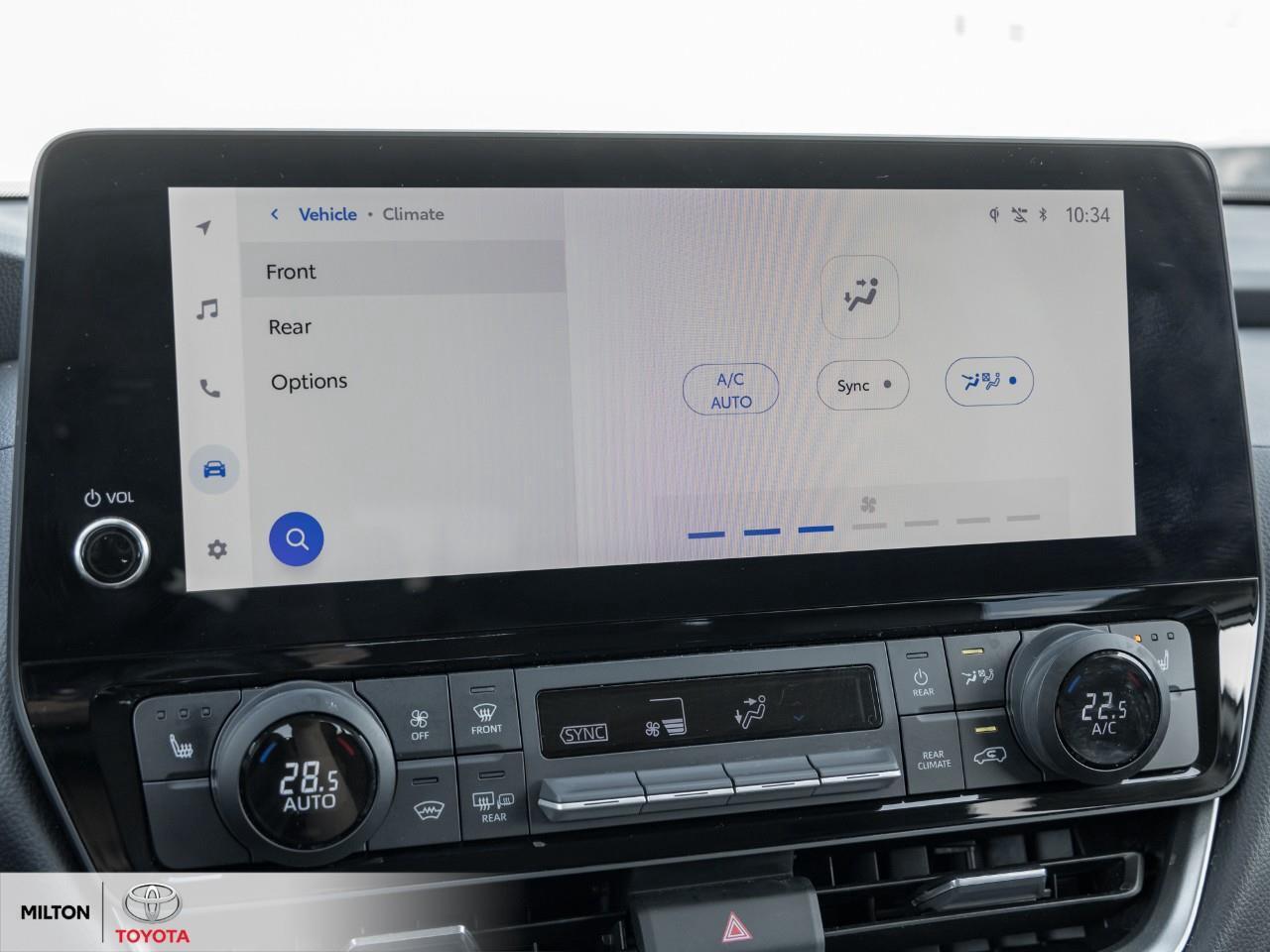 2024 Toyota Grand Highlander LEATHER HEATED STEERING 8 PASSENGER ONE OWNER TCUV Photo