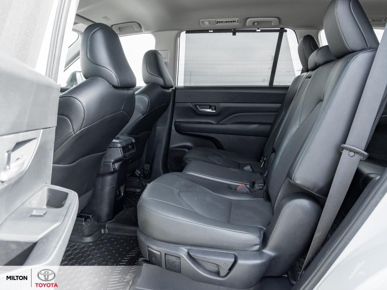 2024 Toyota Grand Highlander LEATHER HEATED STEERING 8 PASSENGER ONE OWNER TCUV Photo