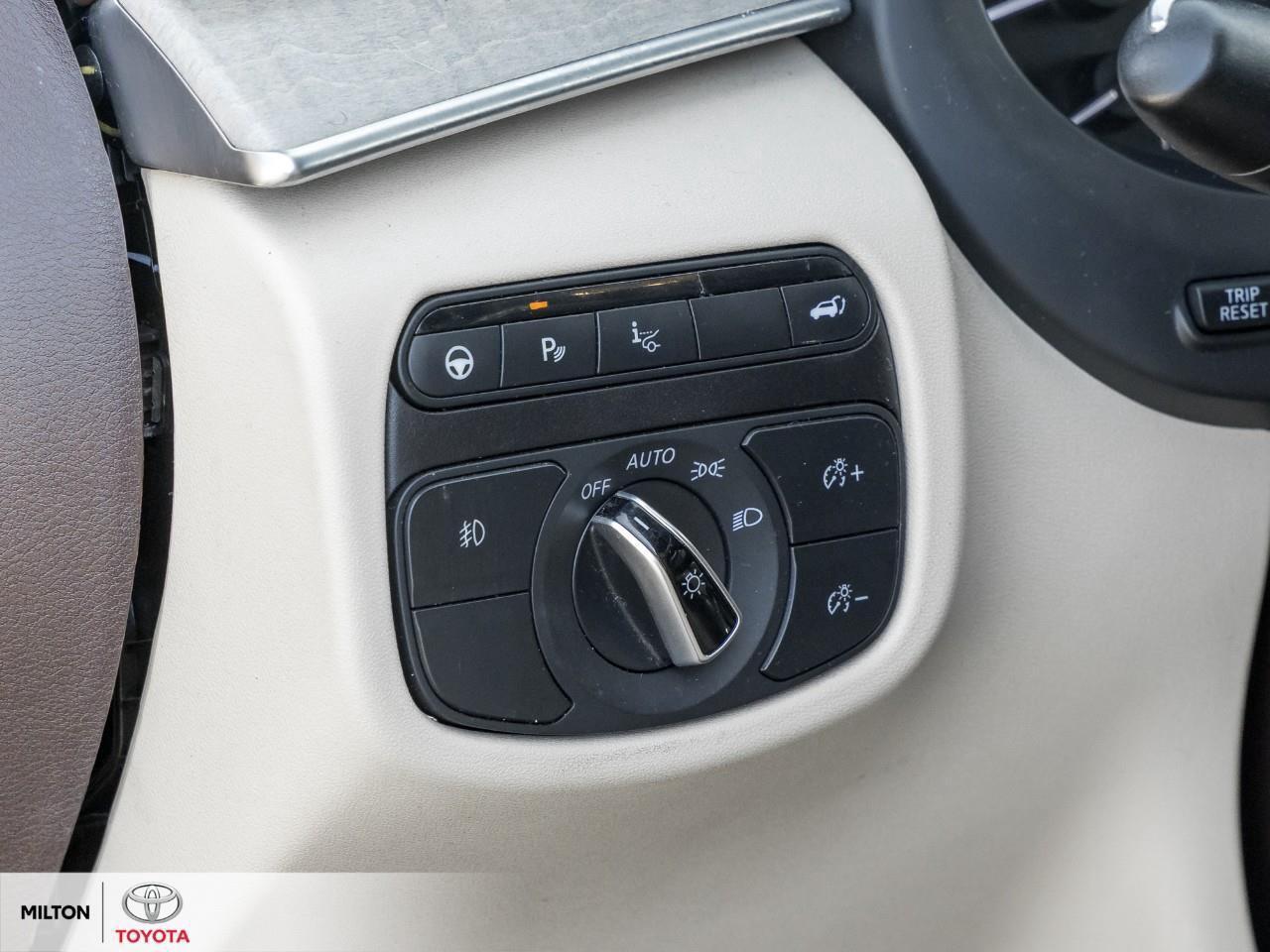 2019 Infiniti QX50 SENSORY BOSE SOUND PANORAMIC SUNROOF SEMI ANILINE Photo