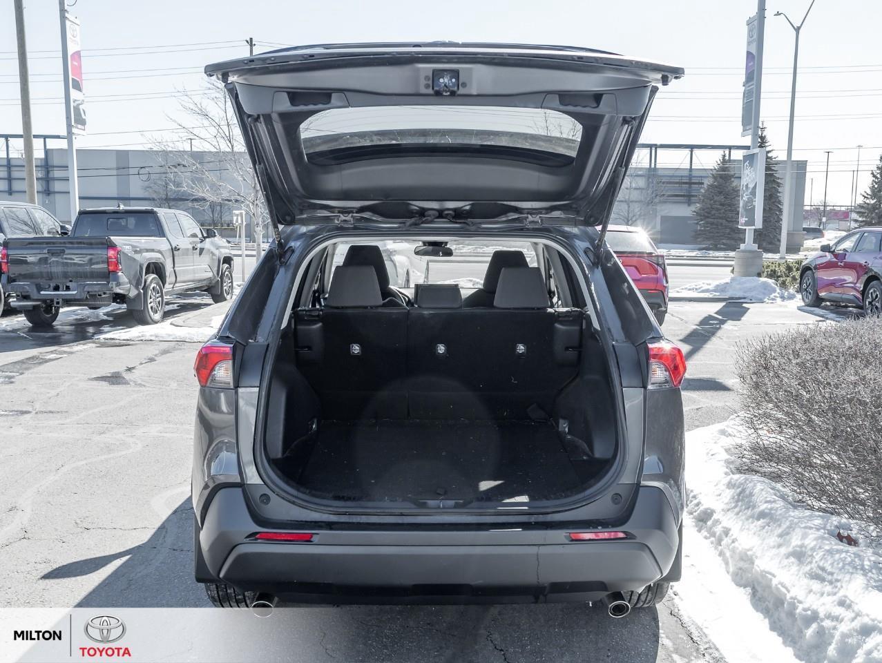 2021 Toyota RAV4 Hybrid HEATED SEATS BLIND SPOT CARPLAY ANDROID AUTO ONE O Photo